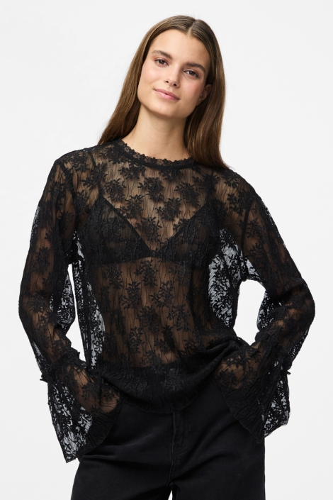 Pieces zwarte dames blouse | Model vooraanzicht