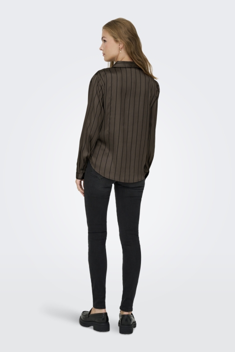 Jacqueline de Yong camel dames blouse | Model