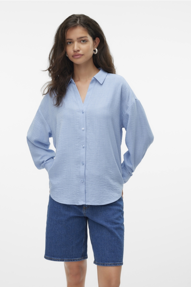 Vero Moda blauwe dames blouse | Model vooraanzicht