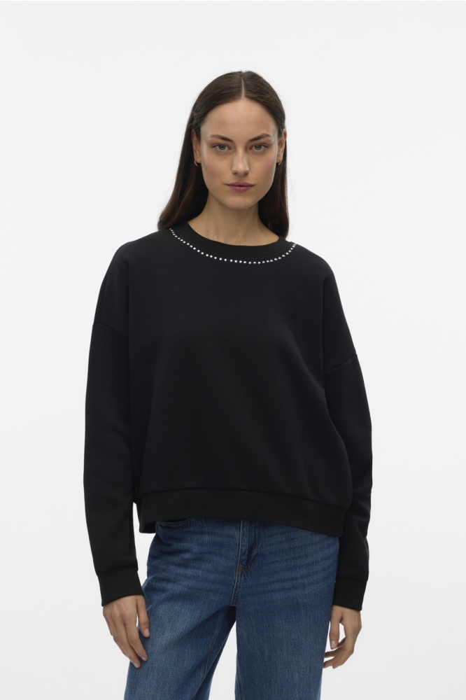 Vero Moda zwarte dames sweater | Model vooraanzicht