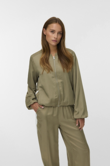 Dit is ook leuk van Vero Moda Jas