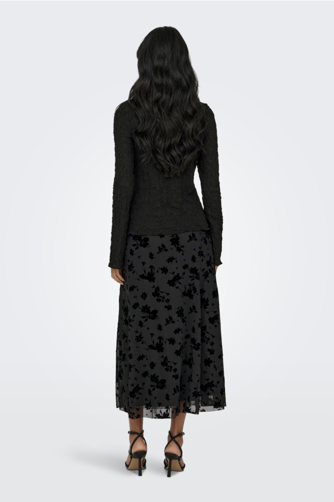 Only zwarte dames t-shirt | Model