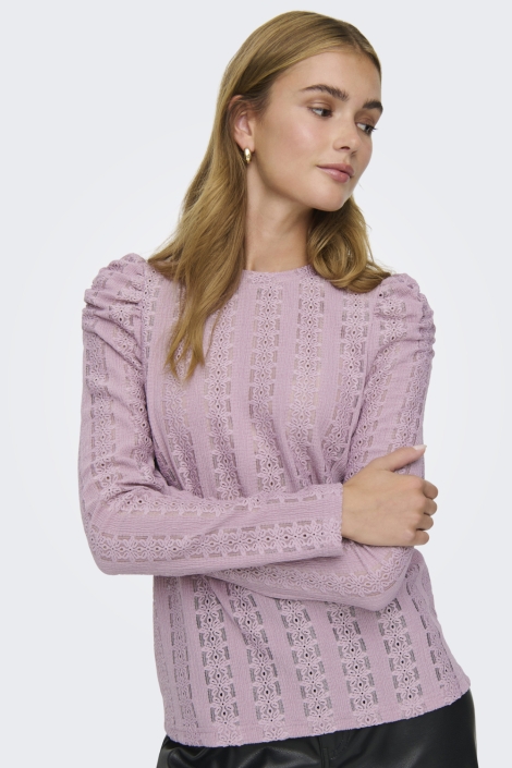 Only roze dames t-shirt | Model vooraanzicht