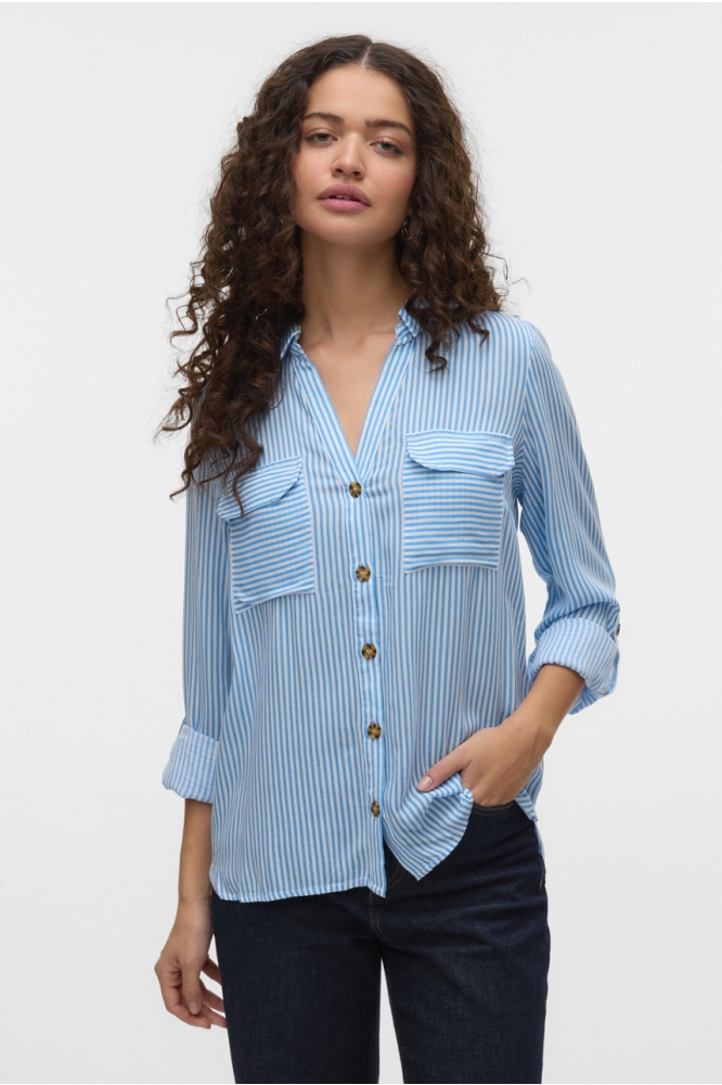 Vero Moda blauwe dames blouse | Model