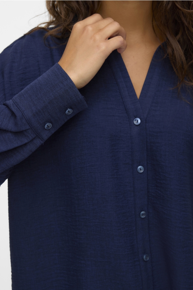 Vero Moda blauwe dames blouse | Close up