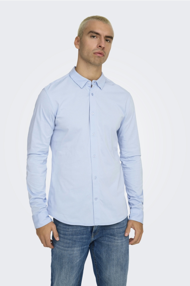 Only & Sons blauwe heren overhemd | Model vooraanzicht