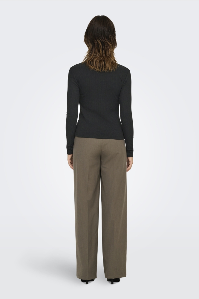 Jacqueline de Yong zwarte dames t-shirt | Model