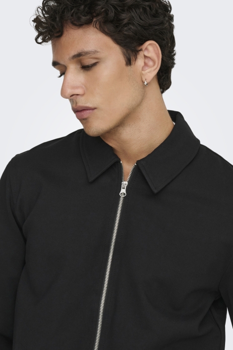 Only & Sons zwarte heren vest | Close up