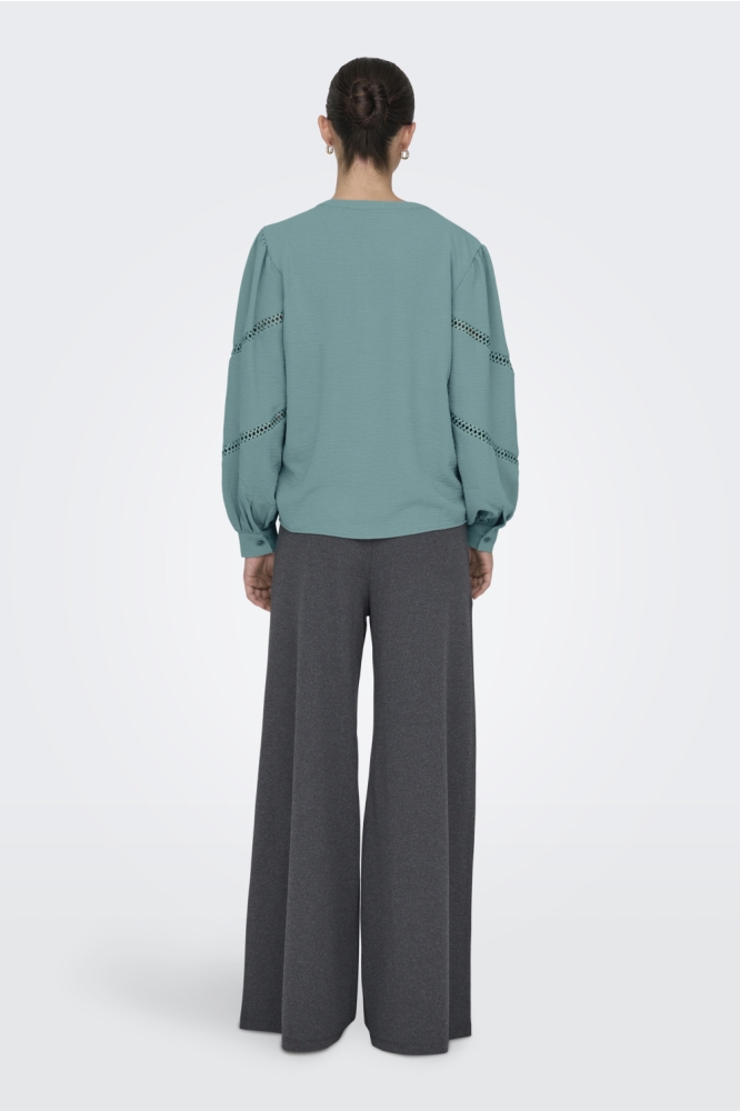 Jacqueline de Yong groene dames t-shirt | Model