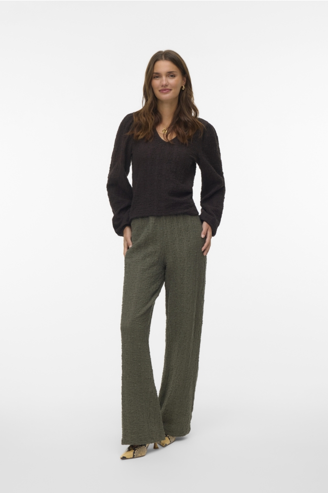 Vero Moda bruine dames t-shirt | Model