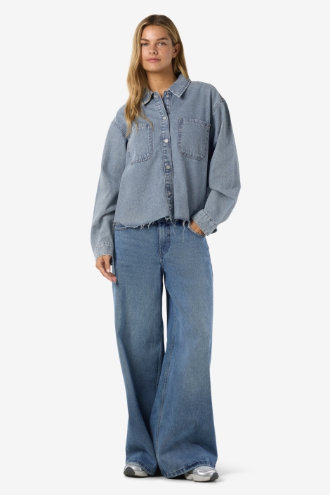 Noisy may blauwe dames blouse | Model