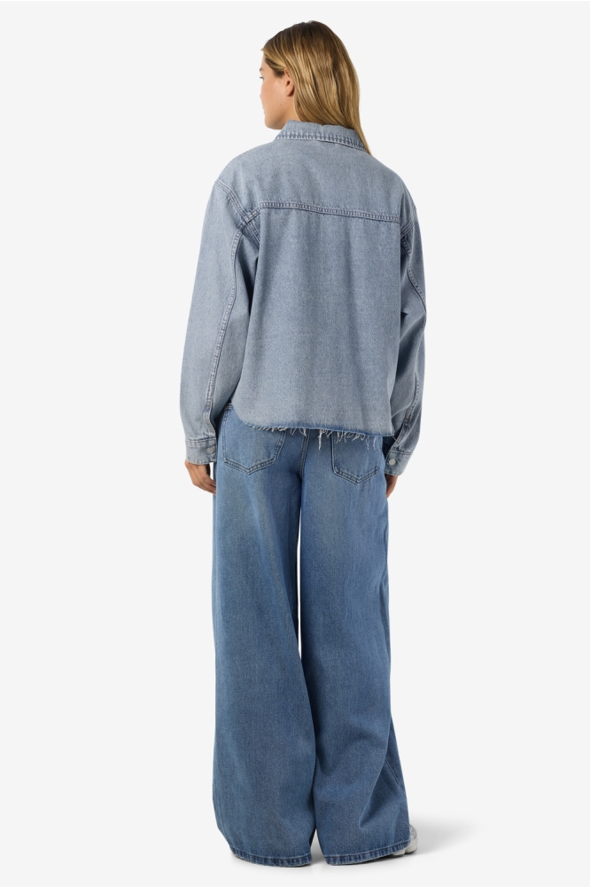 Noisy may blauwe dames blouse | Model