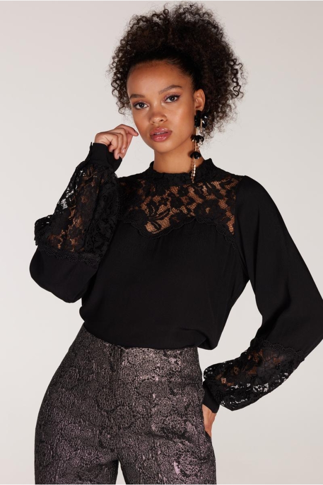 PRISHA P23 WL116 TOP WITH LACE 000999 BLACK