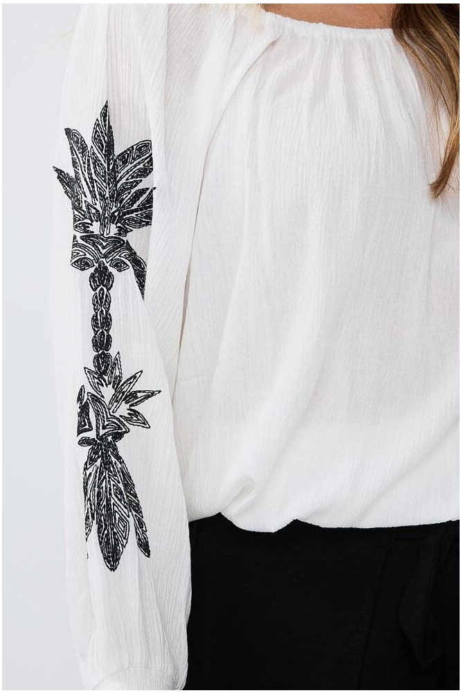 BLOUSE BATWING EMBROIDERY HS24 14234 120 off white