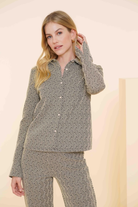 Geisha zwarte dames blouse | Model vooraanzicht