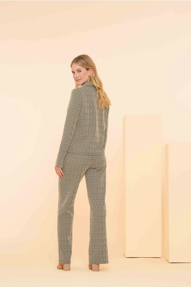 Geisha zwarte dames blouse | Model achteraanzicht