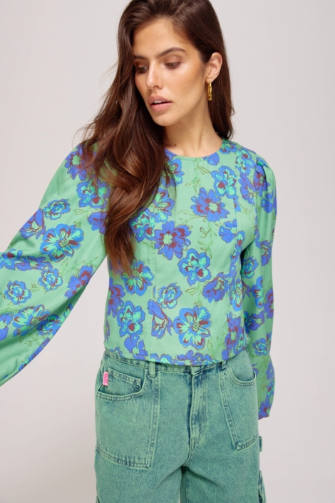 Harper & Yve groene dames blouse | Model vooraanzicht