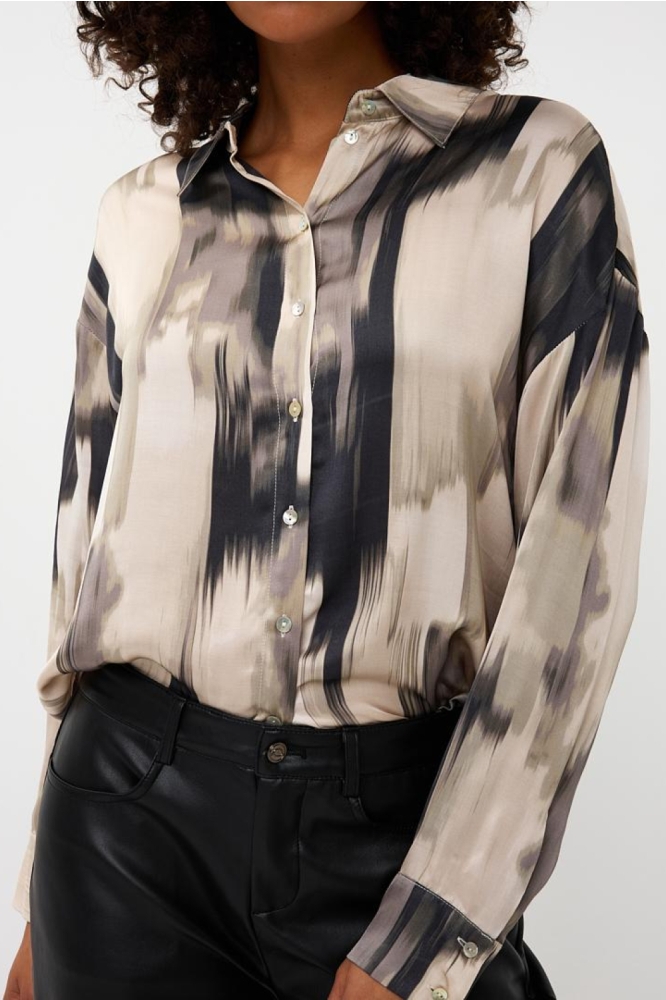 EsQualo multi color dames blouse | Close up