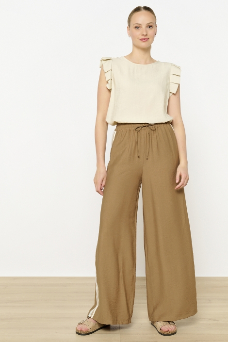 LolaLiza beige dames top | Model