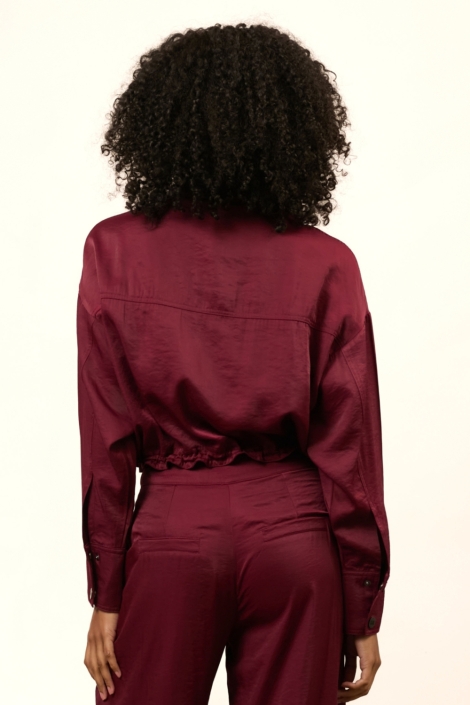 Lofty Manner bordeaux dames blouse | Model achteraanzicht