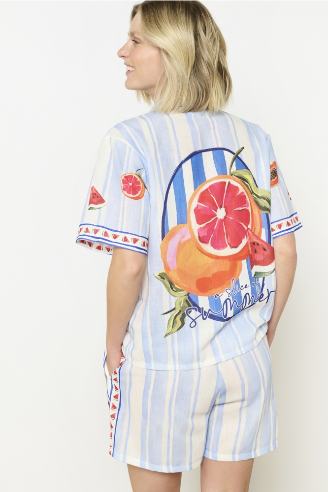 LolaLiza witte dames blouse | Model achteraanzicht
