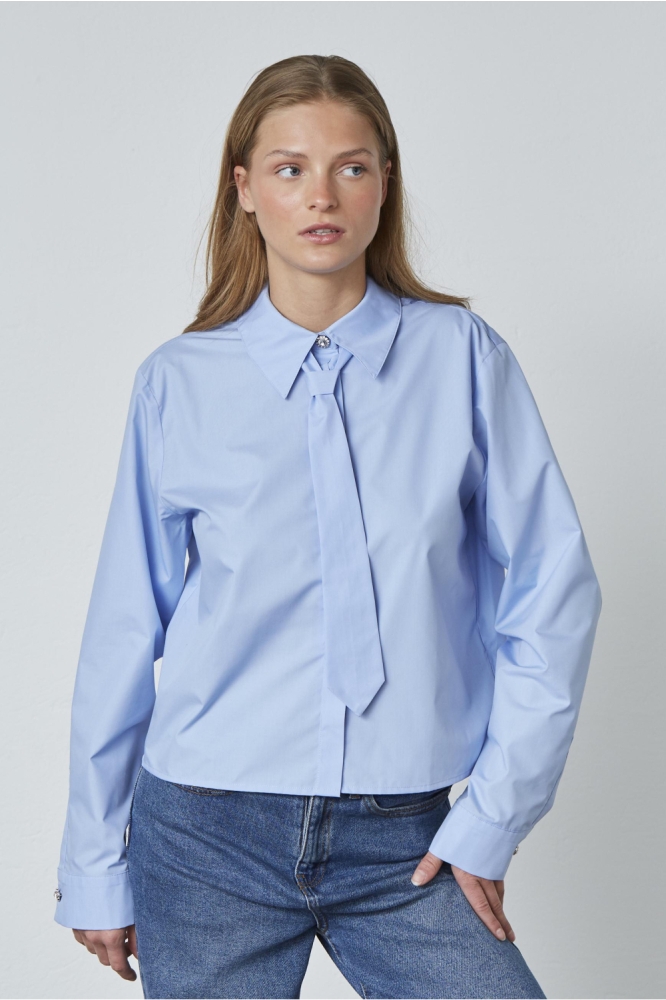 SisterS point blauwe dames blouse | Model vooraanzicht