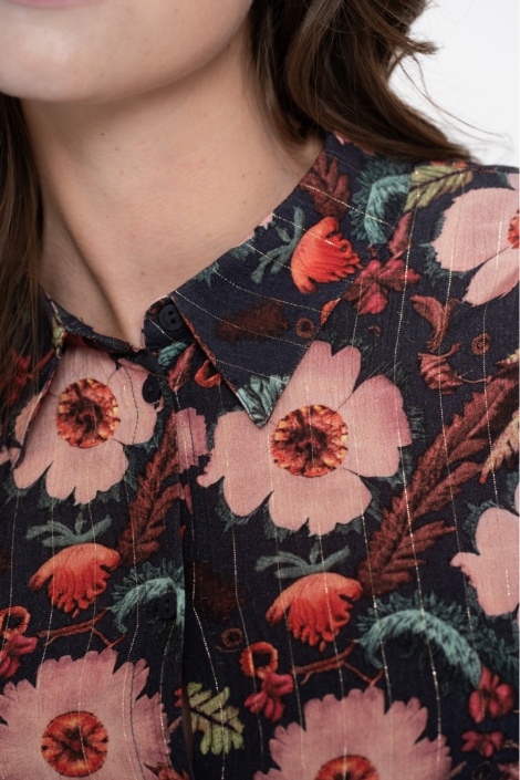 Geisha blauwe dames blouse | Close up