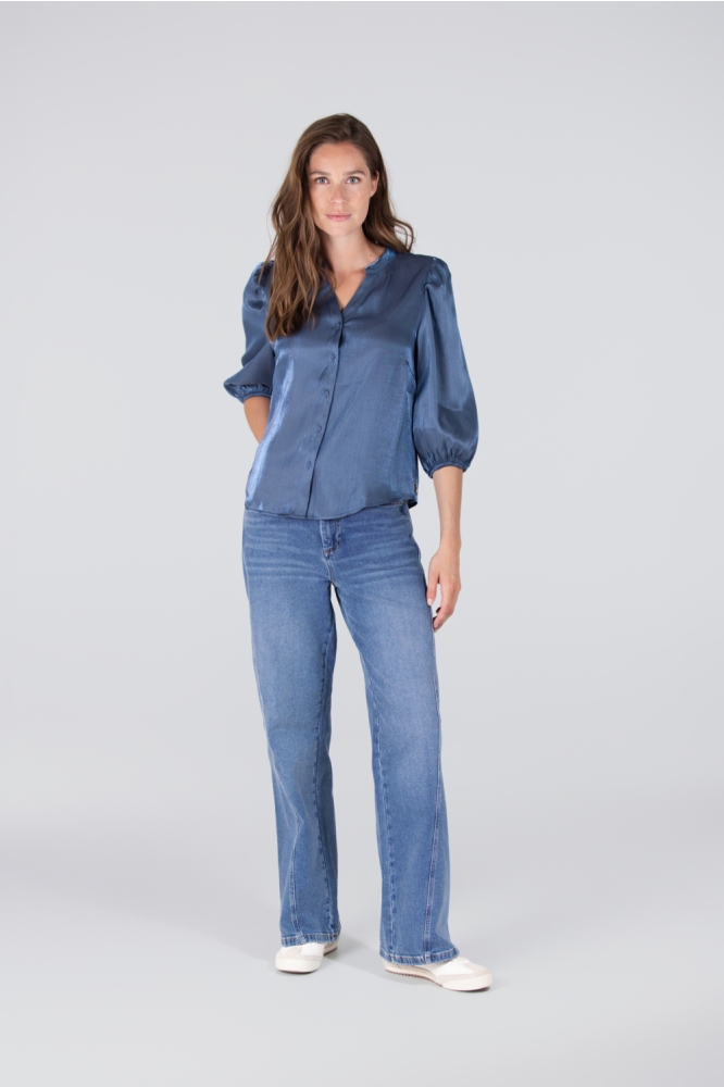 Juffrouw Jansen blauwe dames blouse | Model