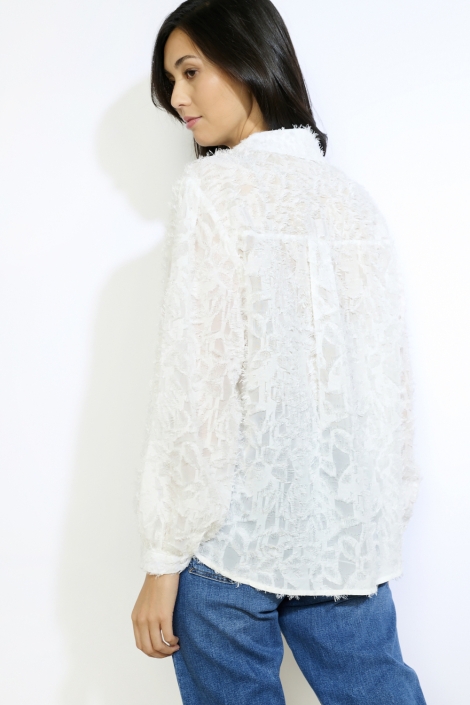 LolaLiza witte dames blouse | Model achteraanzicht