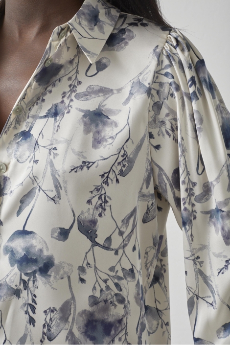 SisterS point beige dames blouse | Close up