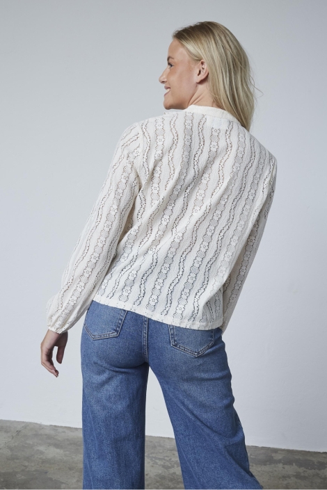 SisterS point ecru dames blouse | Model achteraanzicht