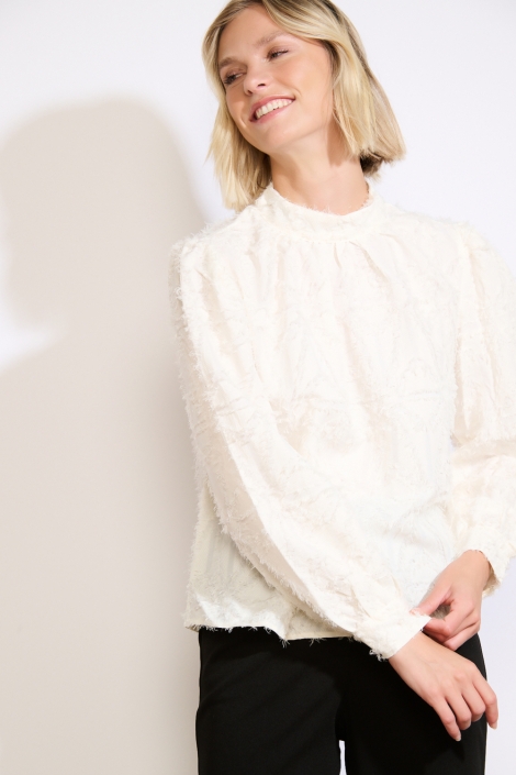 LolaLiza beige dames blouse | Model vooraanzicht