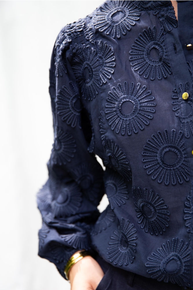 I-coni-K blauwe dames blouse | Close up