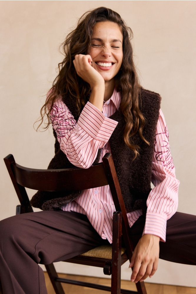 LolaLiza roze dames blouse | Model