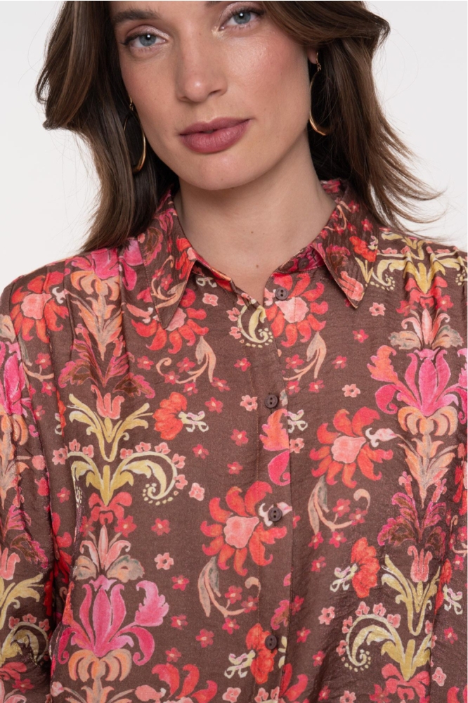 Geisha bruine dames blouse | Close up