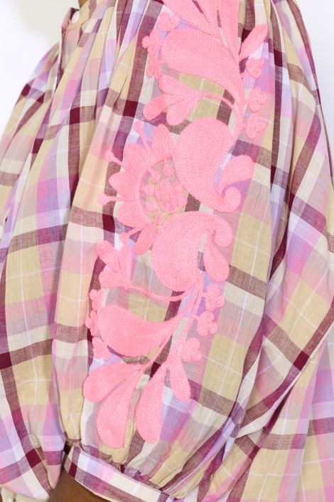 LolaLiza beige dames blouse | Close up