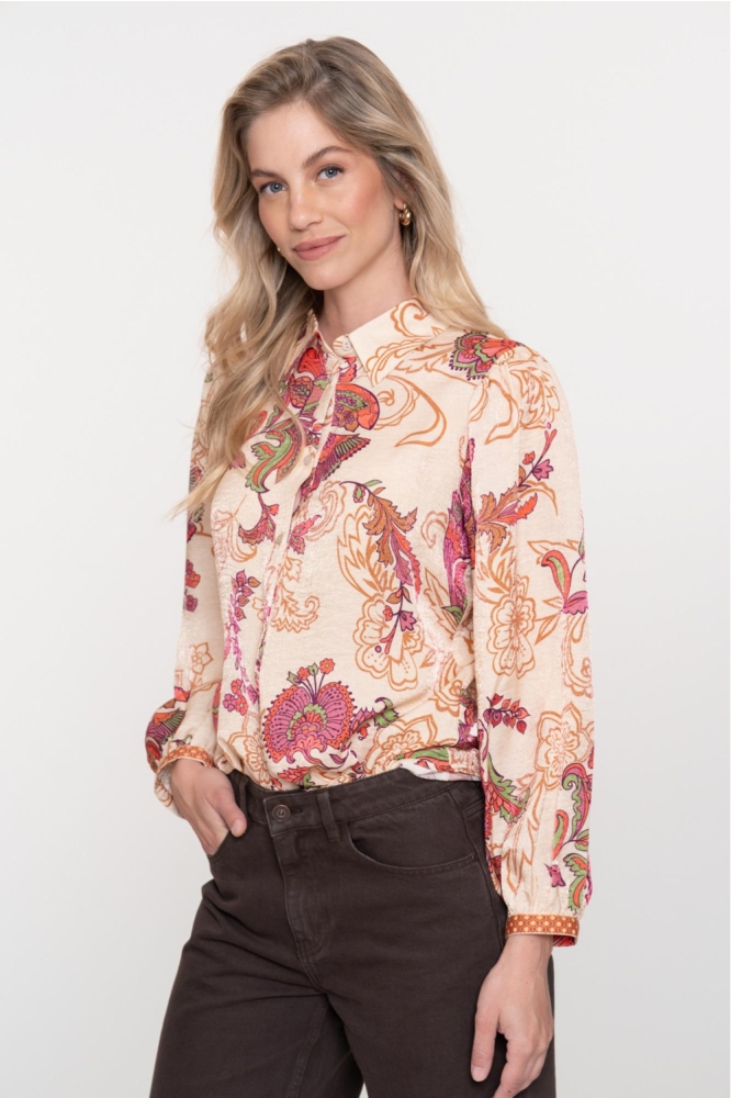 Geisha dames blouse | Model vooraanzicht