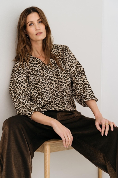Maicazz multi color dames blouse | Model vooraanzicht