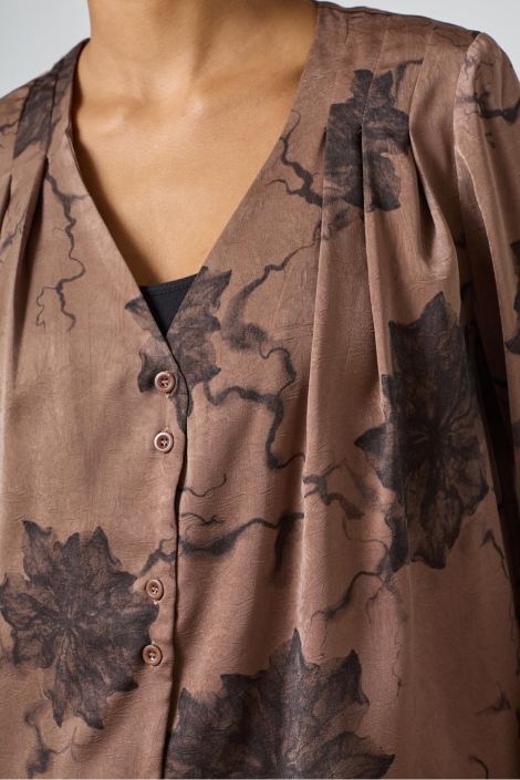 SisterS point bruine dames blouse | Close up