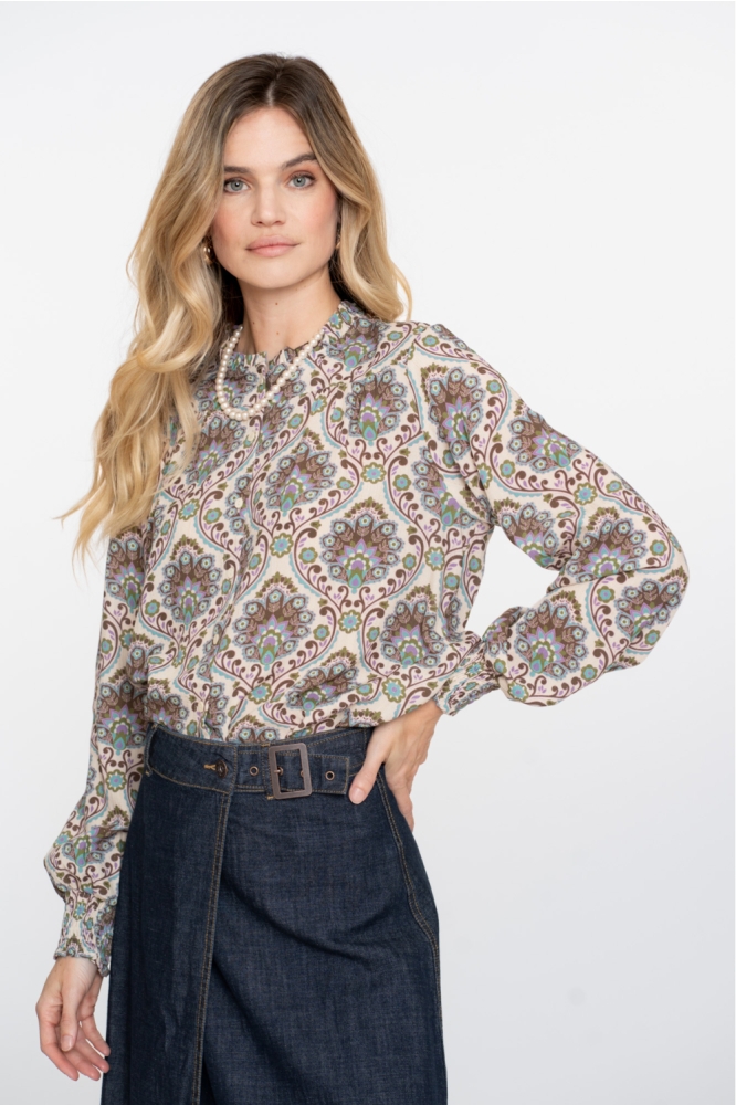 Geisha blauwe dames blouse | Model vooraanzicht