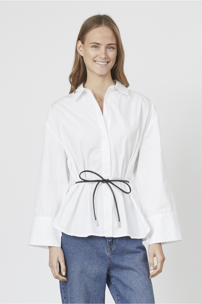 SisterS point witte dames blouse | Model vooraanzicht