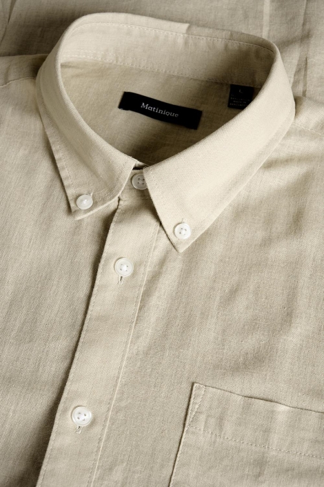 Matinique taupe heren overhemd | Close up