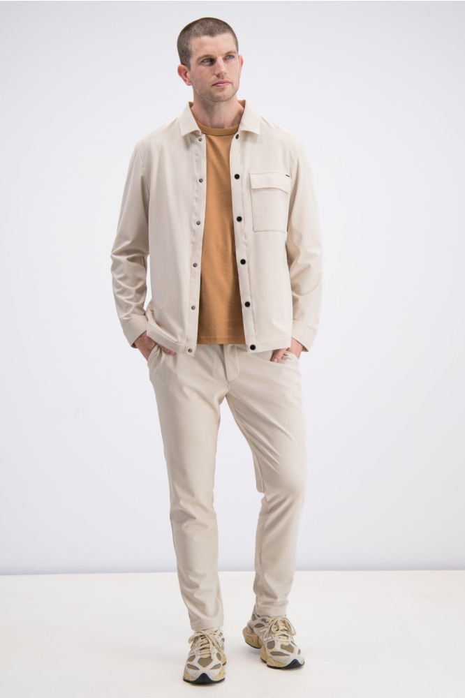 Gabbiano beige heren overhemd | Model