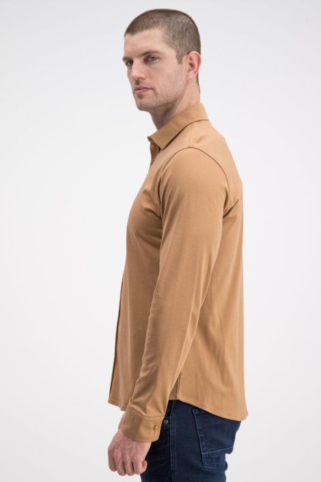 Gabbiano camel heren overhemd | Model zijaanzicht