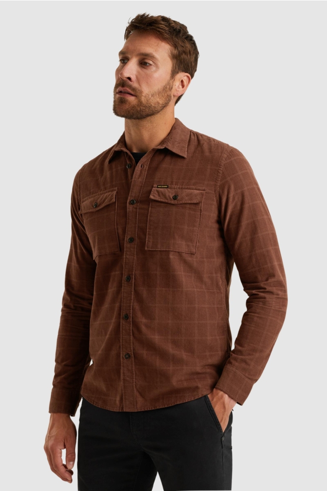 PME legend bruine heren overhemd | Model zijaanzicht