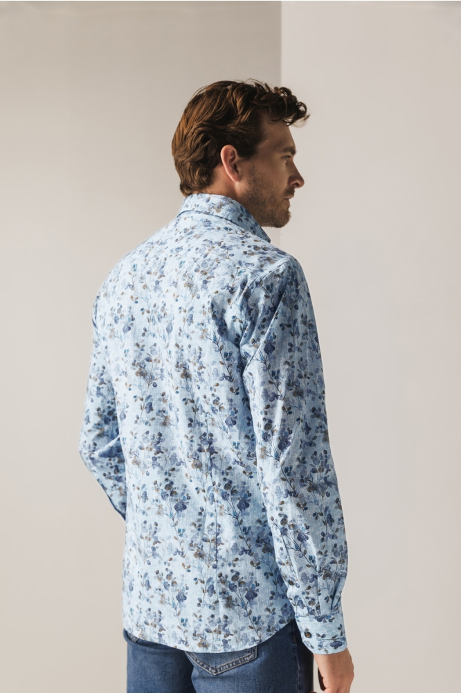 State of Art blauwe heren overhemd | Model achteraanzicht