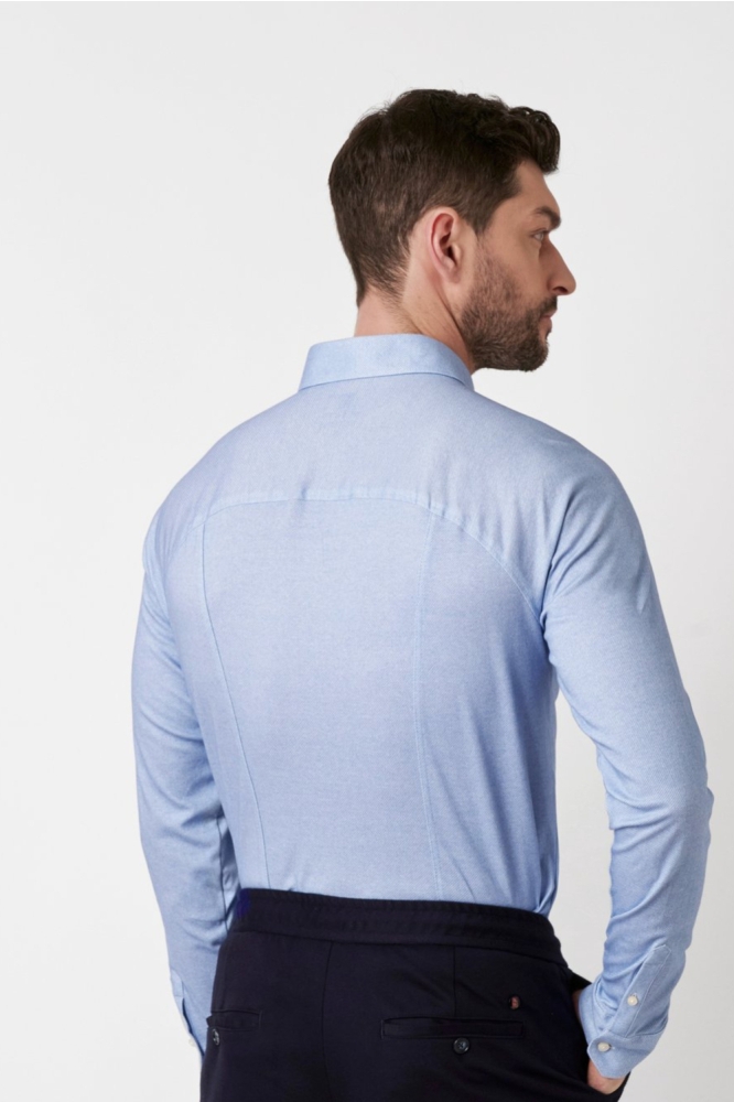 Desoto blauwe heren overhemd | Model achteraanzicht