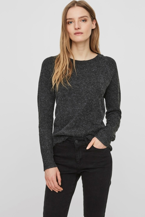 Vero Moda grijze dames trui | Model vooraanzicht