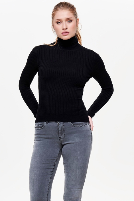 Only zwarte dames trui | Model vooraanzicht
