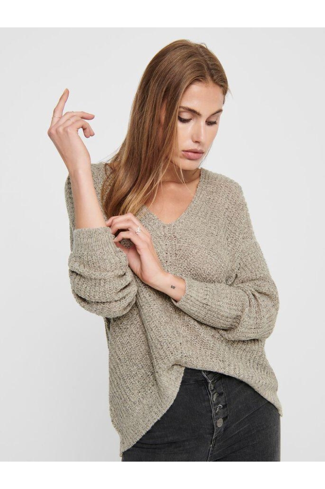 Jacqueline de Yong beige dames trui | Model vooraanzicht